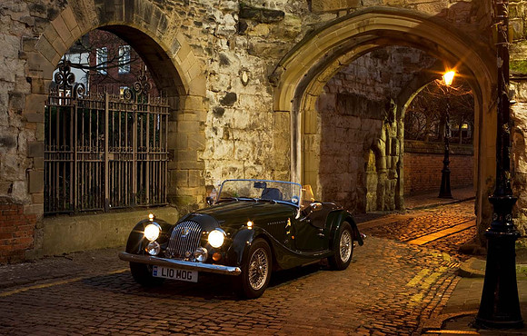 Leicester castle at night