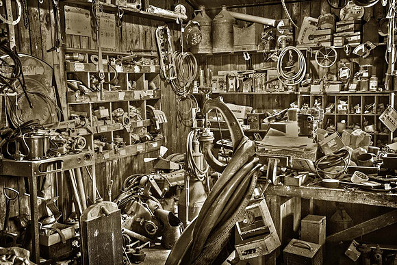 Grandads Workshop - Stonehurst Farm